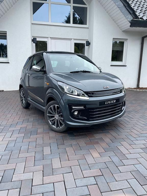 Grau Gebraucht 2018 Ligier JS50 Kleinwagen | 12.250 € (Fairer Preis) - Bild 1/4