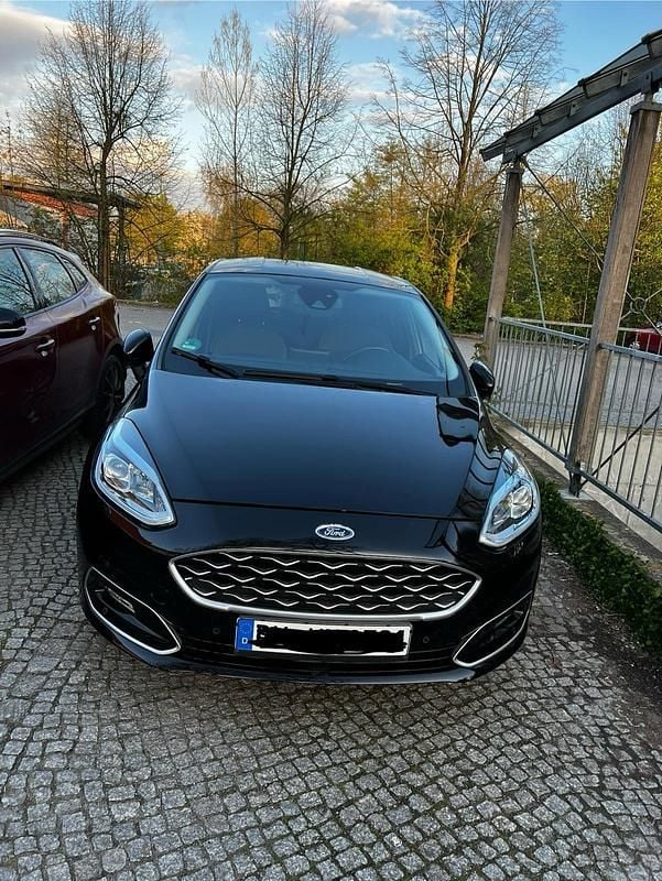 Gebraucht Ford Fiesta Vignale 101 PS (74 kW) 2017 Schwarz Limousine