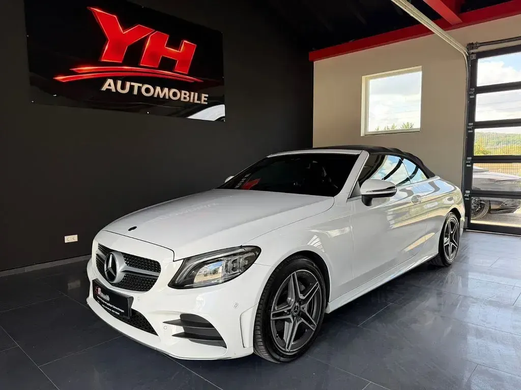 Gebraucht Mercedes C200 AMG 184 PS (135 kW) 2019 Weiß Cabrio