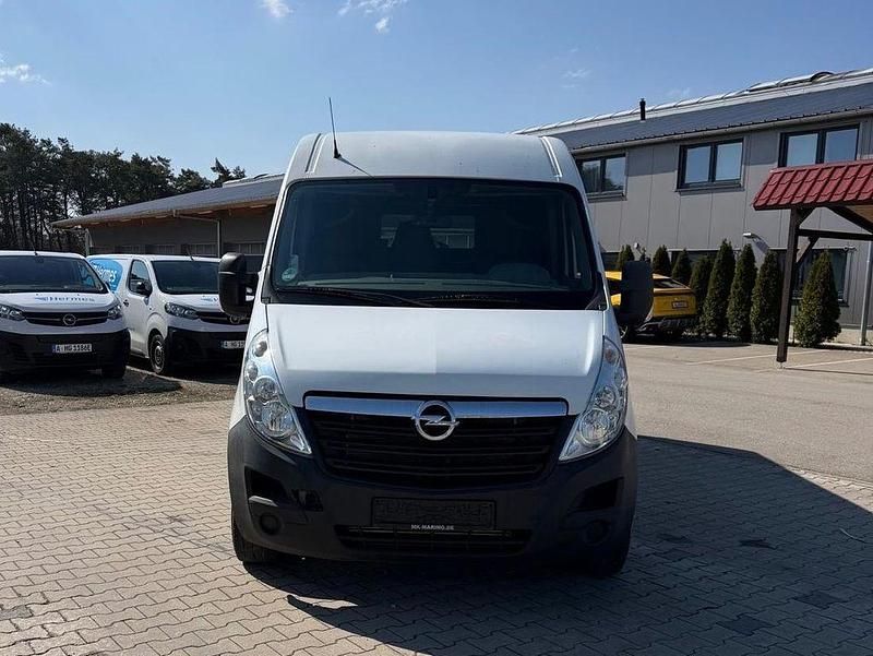 Gebraucht Opel Movano 131 PS (96 kW) 2017 Weiß Van / Kleinbus
