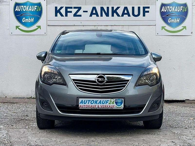 Gebraucht Opel Meriva Innovation 110 PS (80 kW) 2013 Silber Van / Kleinbus