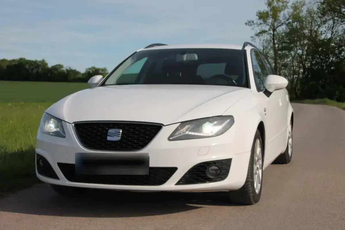 Usado Seat Exeo Style 143 HP (105 kW) 2013 Branco Carrinha