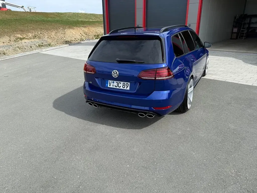 Second-hand VW Golf VII R 300 CP (220 kW) 2019 Albastru Break