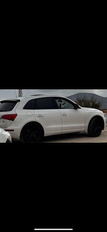 Weiß Gebraucht 2008 Audi Q5 Sport SUV | 8.000 € (Fairer Preis) - Bild 1/4