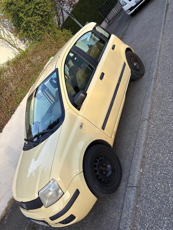 Gebraucht Fiat Panda 69 PS (50 kW) 2003 Gelb Kleinwagen