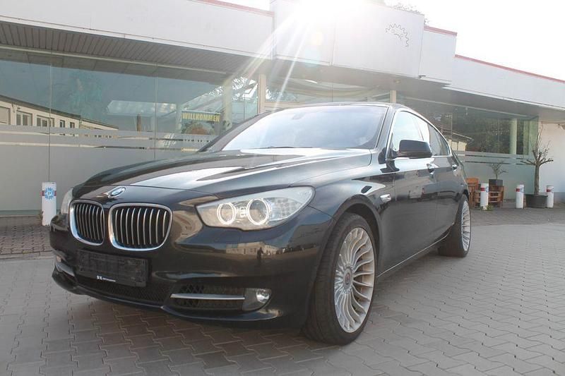 Schwarz Gebraucht 2009 BMW 530 Gran Turismo Sport Line Limousine | 8.200 € (Etwas zu teuer) - Bild 1/4
