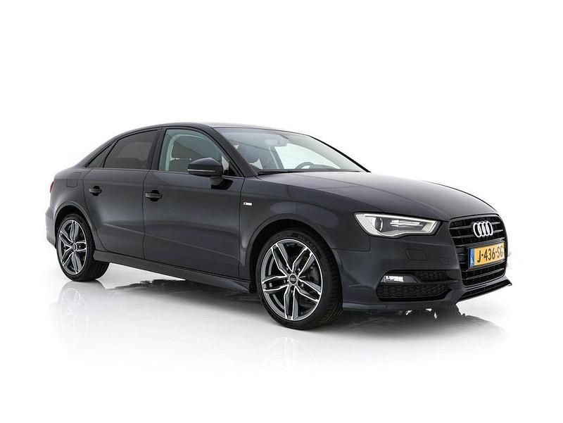 Gebraucht Audi A3 Ambition 111 PS (81 kW) 2015 Schwarz Limousine