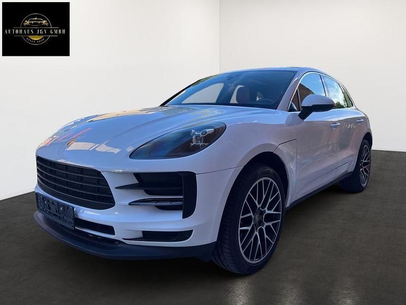 Weiß Gebraucht 2021 Porsche Macan Basis SUV | 44.990 € (Guter Preis) - Bild 1/4