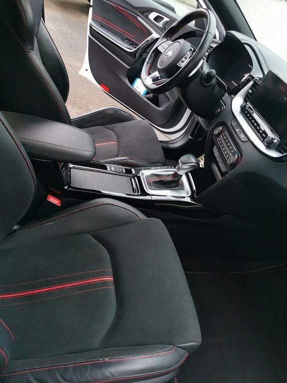 Gebraucht Kia Ceed GT GT 204 PS (150 kW) 2020 Weiß Limousine