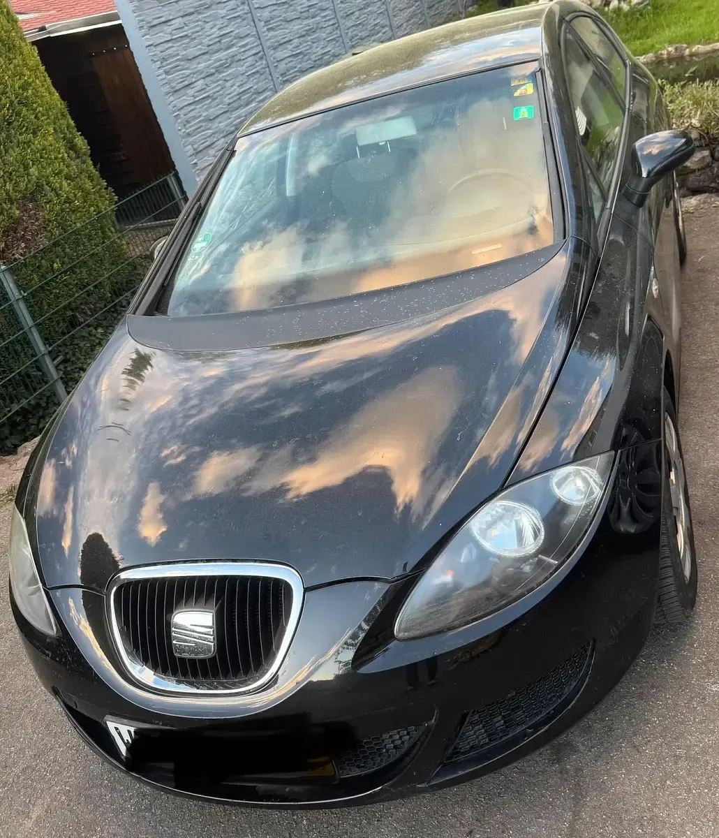 Usado Seat Leon 102 HP (75 kW) 2006 Preto Citadino