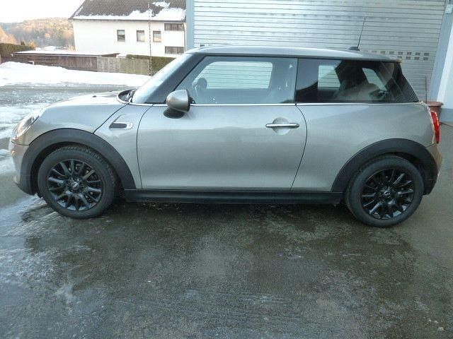Gebraucht Mini ONE 102 PS (75 kW) 2016 Braun Kleinwagen