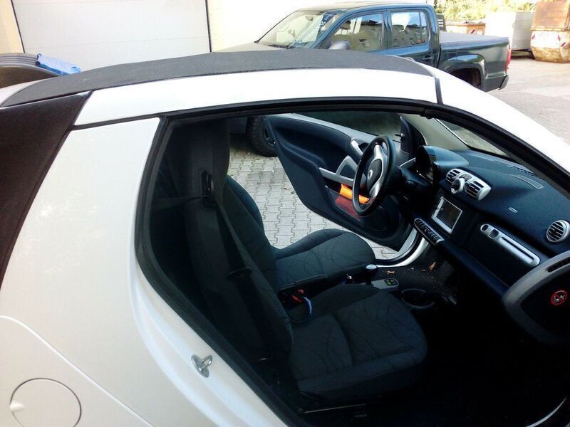 Gebraucht Smart ForTwo Cabrio 71 PS (52 kW) 2012 Weiß Cabrio