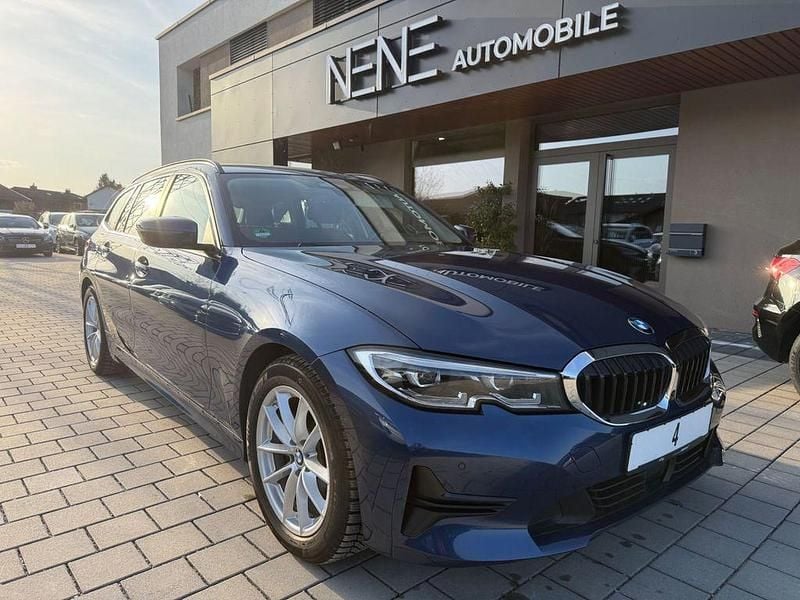Gebraucht BMW 318 Advantage 150 PS (110 kW) 2021 Blau Kombi