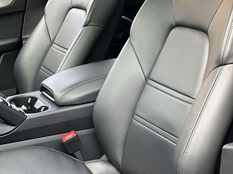 Gebraucht Porsche Cayenne E-Hybrid Coupe Sport 470 PS (345 kW) 2023 Schwarz Coupé