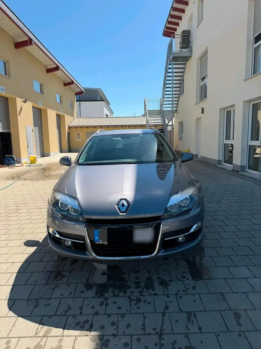 Gebraucht Renault Laguna III 140 PS (102 kW) 2012 Grau Kombi