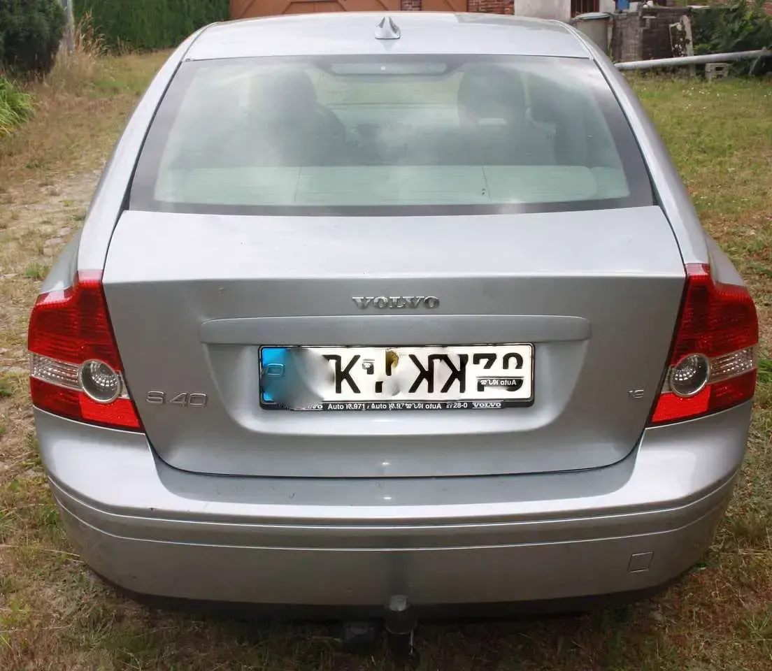 Gebraucht Volvo S40 Kinetic 125 PS (91 kW) 2006 Silber Limousine