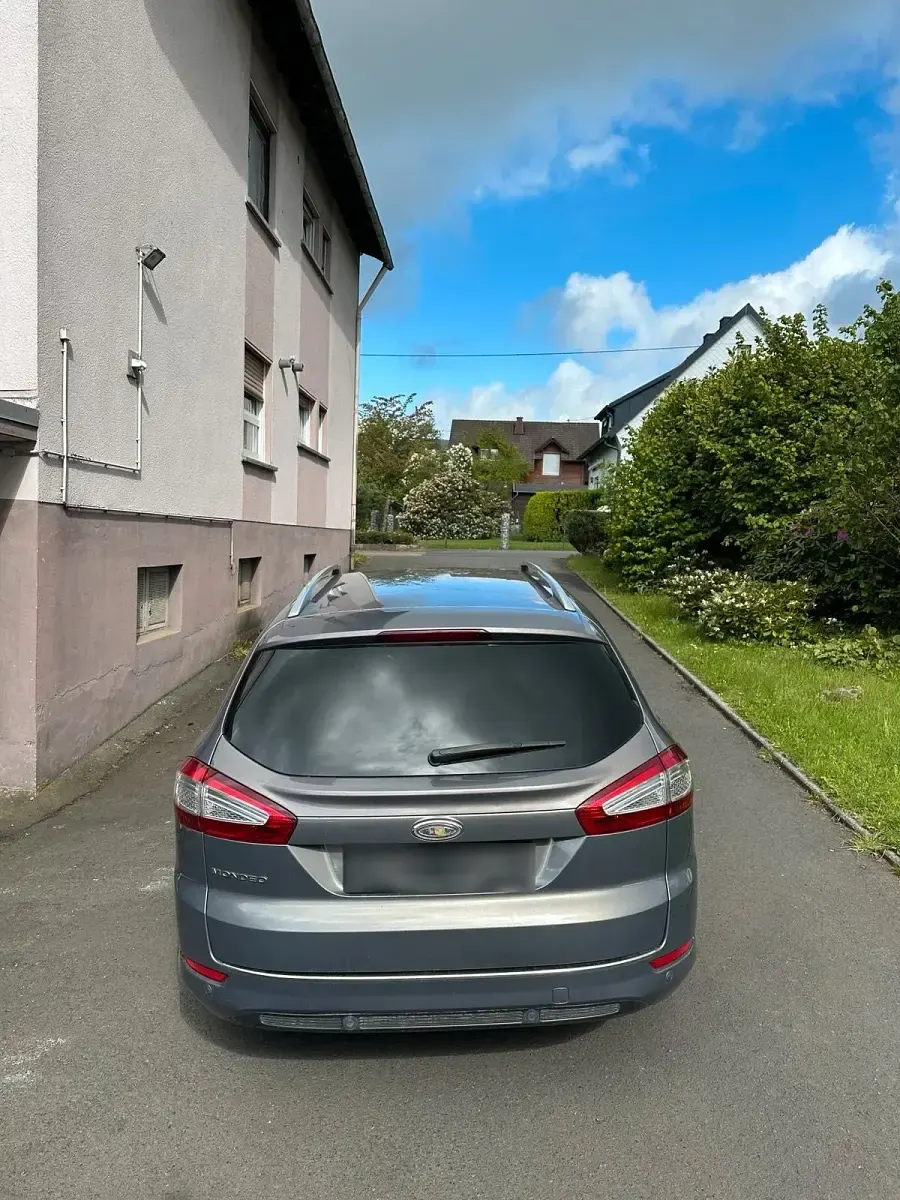 Używany Ford Mondeo Titanium 140 KM (102 kW) 2012 Brązowy Kombi