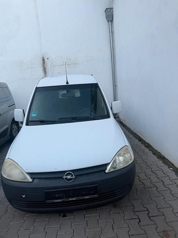 Gebraucht Opel Combo 65 PS (47 kW) 2004 Weiß Kombi