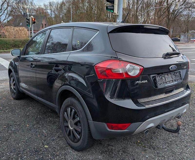 Gebraucht Ford Kuga Trend 163 PS (119 kW) 2011 Schwarz SUV