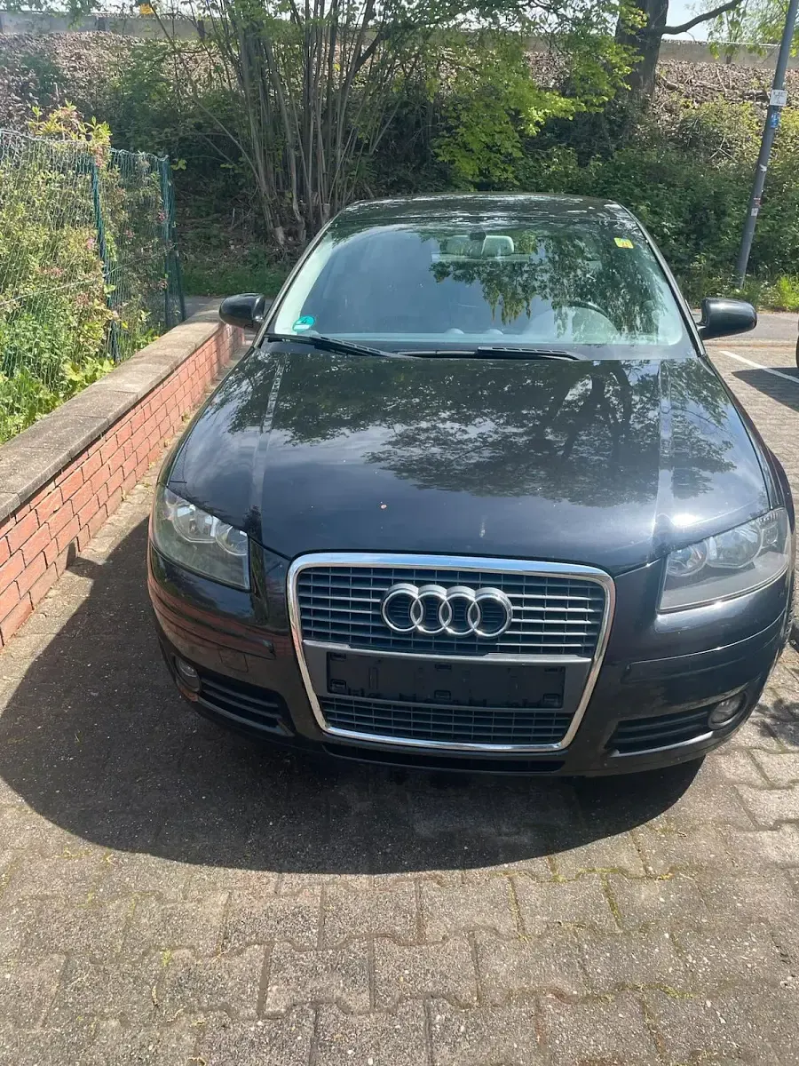 Second-hand Audi A3 115 CP (84 kW) 2005 Negru Hatchback