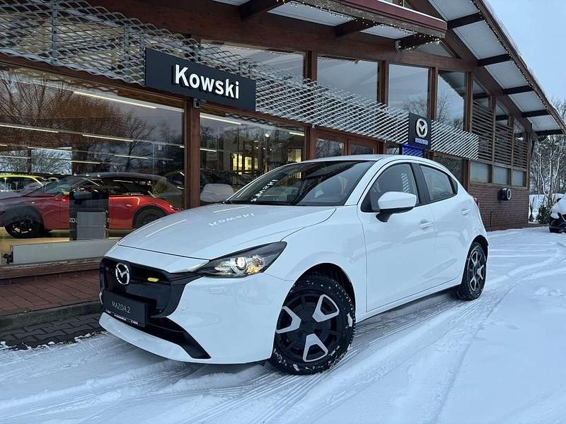 Gebraucht Mazda 2 Center-Line 75 PS (55 kW) 2023 Arctic white Kleinwagen