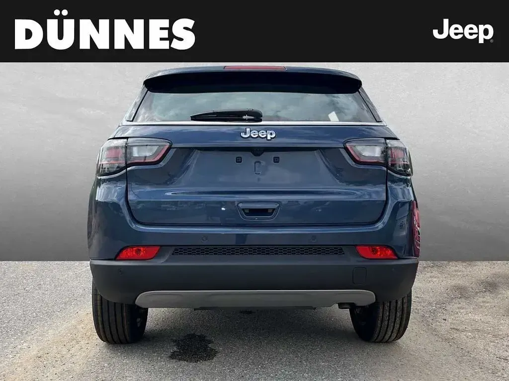 Neu Jeep Compass Altitude 129 PS (94 kW) 2025 Blau SUV