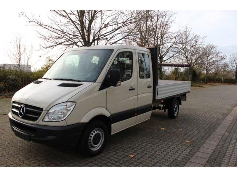 Kieselgrau Gebraucht 2010 Mercedes Sprinter Van | 11.900 € (Etwas zu teuer) - Bild 1/4