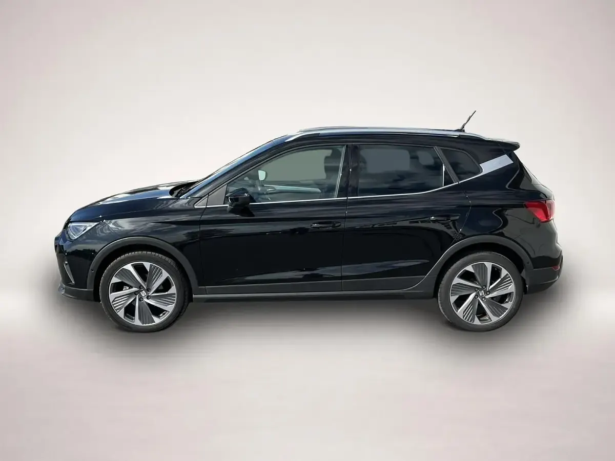 Gebraucht Seat Arona FR 110 PS (80 kW) 2023 Manufacturer SUV