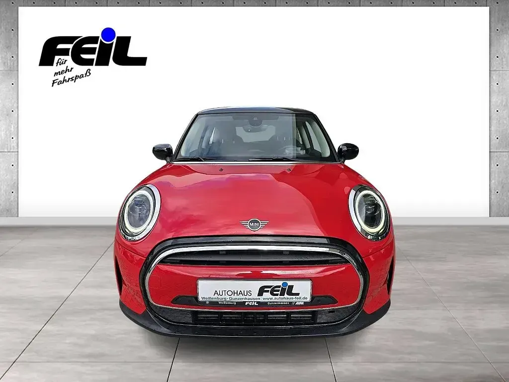 Gebraucht Mini Cooper 136 PS (100 kW) 2023 Chili red Kleinwagen