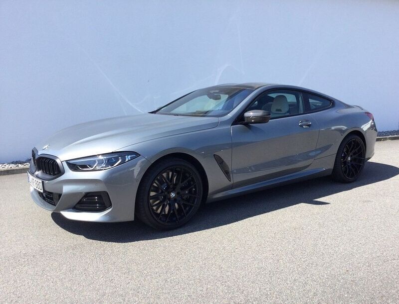 Grau Gebraucht 2024 BMW 840 Sport Line Coupé | 89.900 € - Bild 1/4