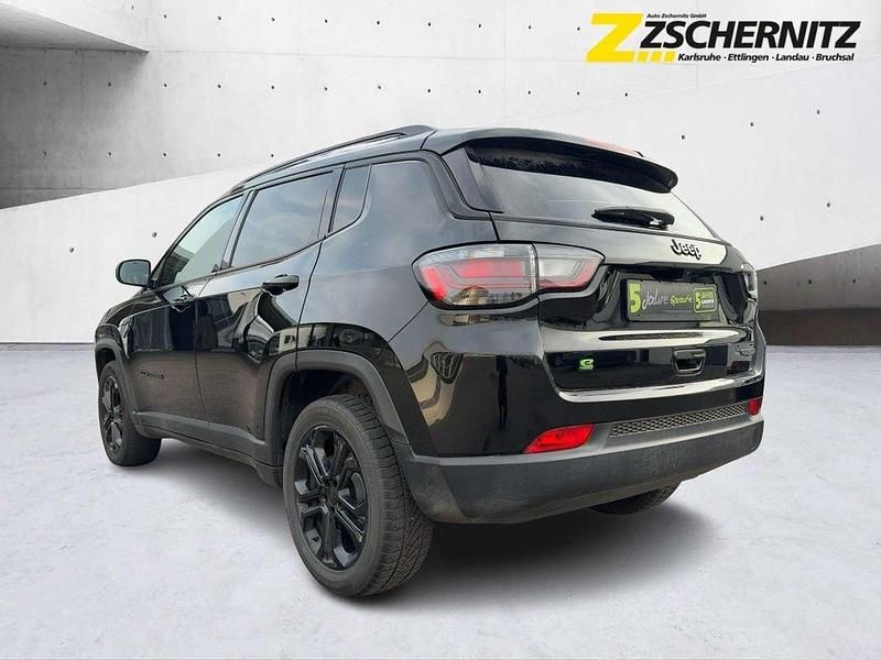 Gebraucht Jeep Compass Night Eagle 131 PS (96 kW) 2023 Black clear coat SUV