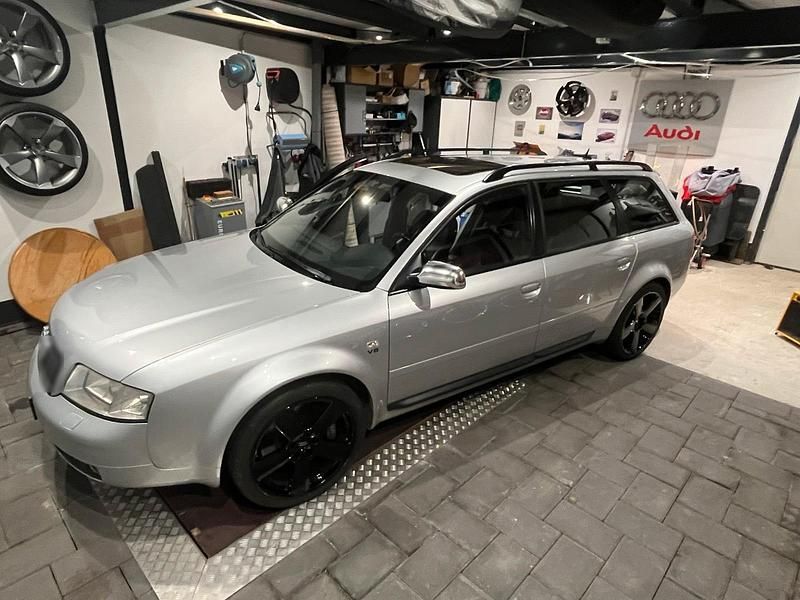 Używany Audi S6 340 KM (250 kW) 2002 Srebrny Kombi