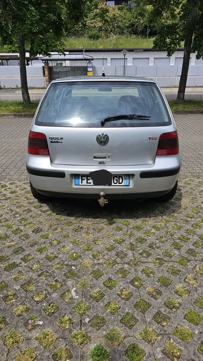 Brugt VW Golf IV 131 HK (96 kW) 2002 Sølv Hatchback