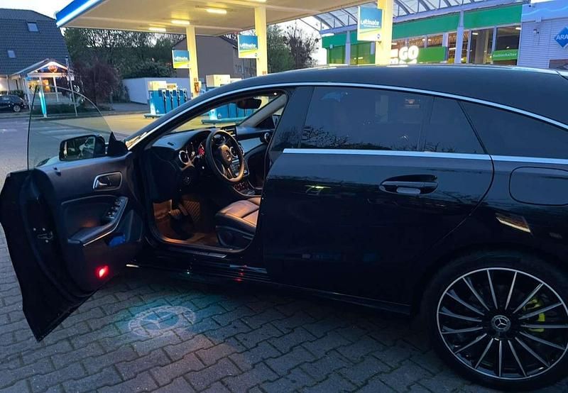 Gebraucht 2018 Mercedes CLA200 Shooting Brake Kombi | 18.000 € (Fairer Preis) - Bild 1/4