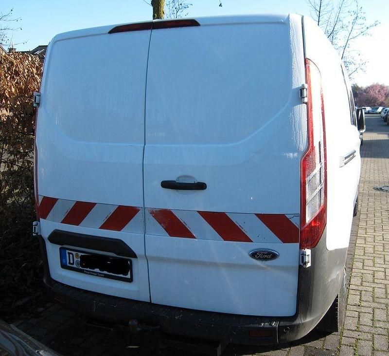 Gebraucht Ford Transit 125 PS (91 kW) 2015 Weiß Van / Kleinbus