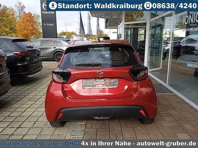 Neu Mazda 2 Exclusive-Line 116 PS (85 kW) 2025 Formal red Kleinwagen