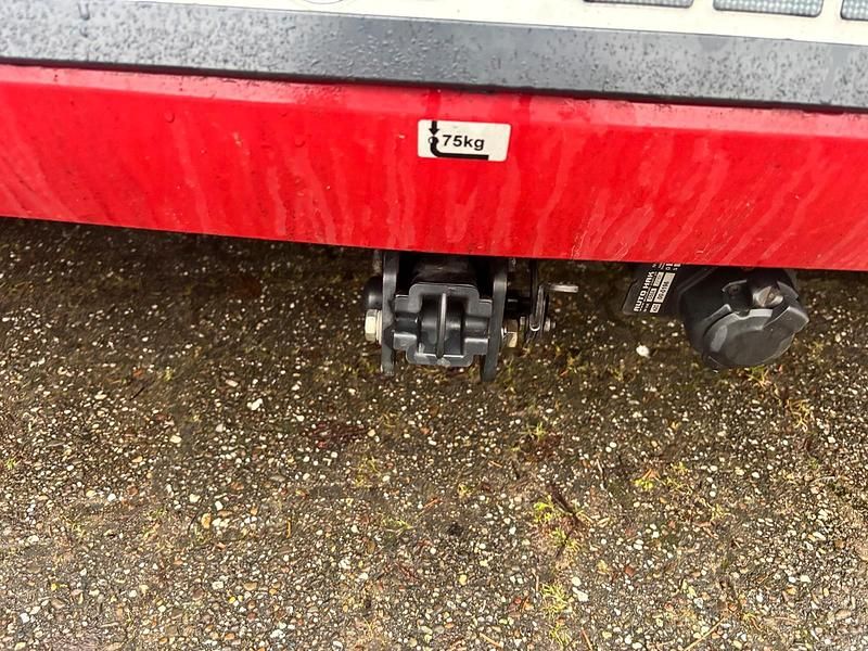 Gebraucht Renault Clio IV 75 PS (55 kW) 2012 Rot Kleinwagen