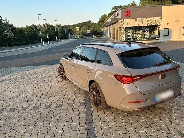 Gebraucht Cupra Leon 245 PS (180 kW) 2020 Grau Kombi