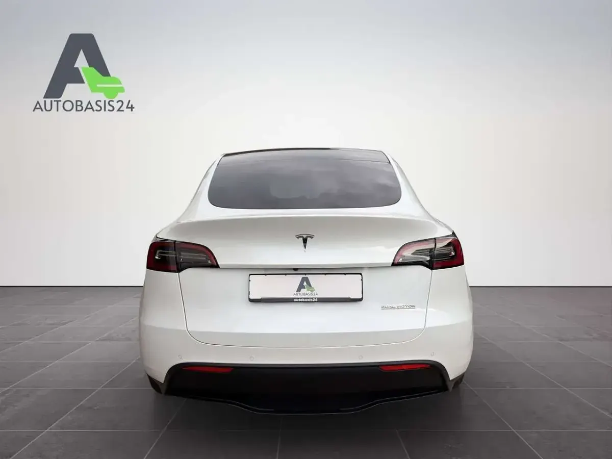 Occasion Tesla Model Y Performance 392 kW (534 ch) 2022 Blanc SUV