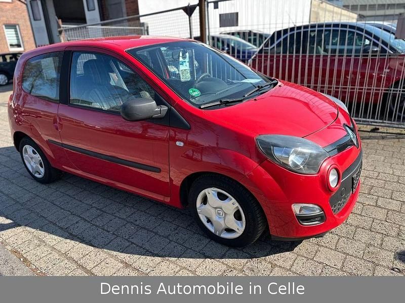 Second-hand Renault Twingo Expression 75 CP (55 kW) 2014 Roșu Hatchback
