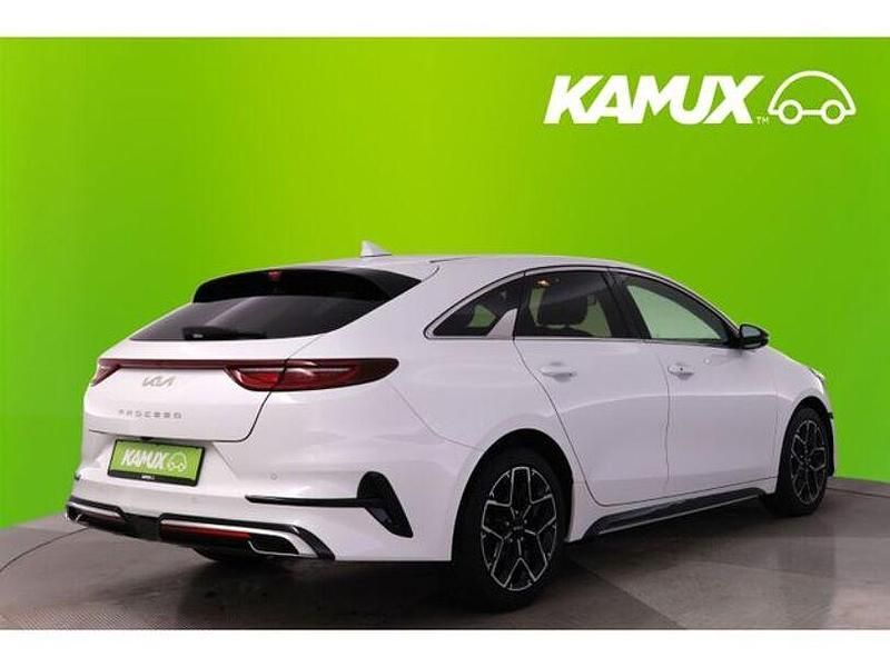Gebraucht Kia ProCeed GT-Line 140 PS (102 kW) 2024 Hw2) deluxe white m (weiss Kleinwagen