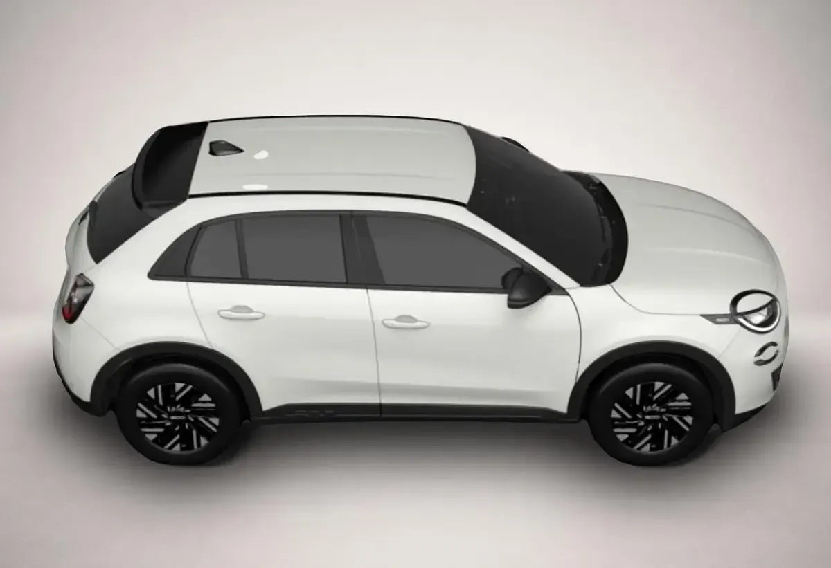 Neu Fiat 600 Red 114 kW (156 PS) 2025 Manufacturer SUV