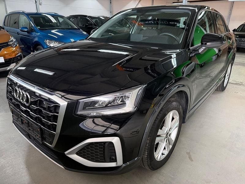 Używany Audi Q2 Advanced 150 KM (110 kW) 2022 Czarny SUV