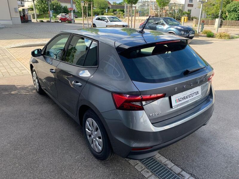 Gebraucht Skoda Fabia Ambition 95 PS (69 kW) 2024 Grau Kleinwagen