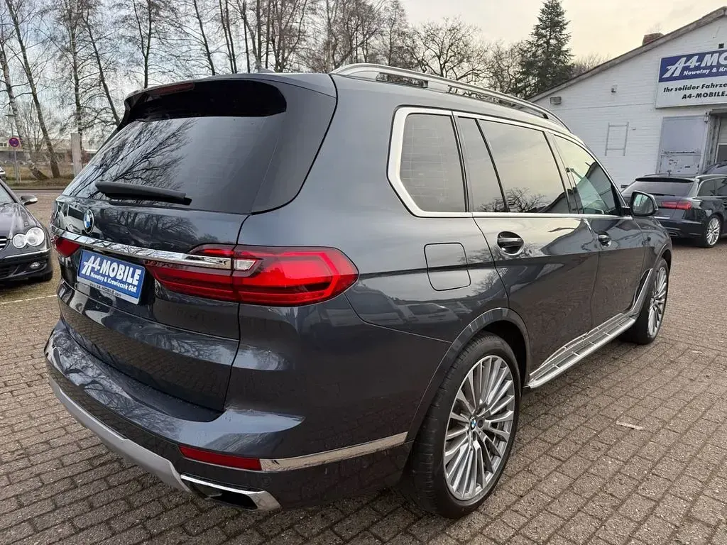 Gebraucht BMW X7 Sport Line 265 PS (194 kW) 2019 Grau SUV