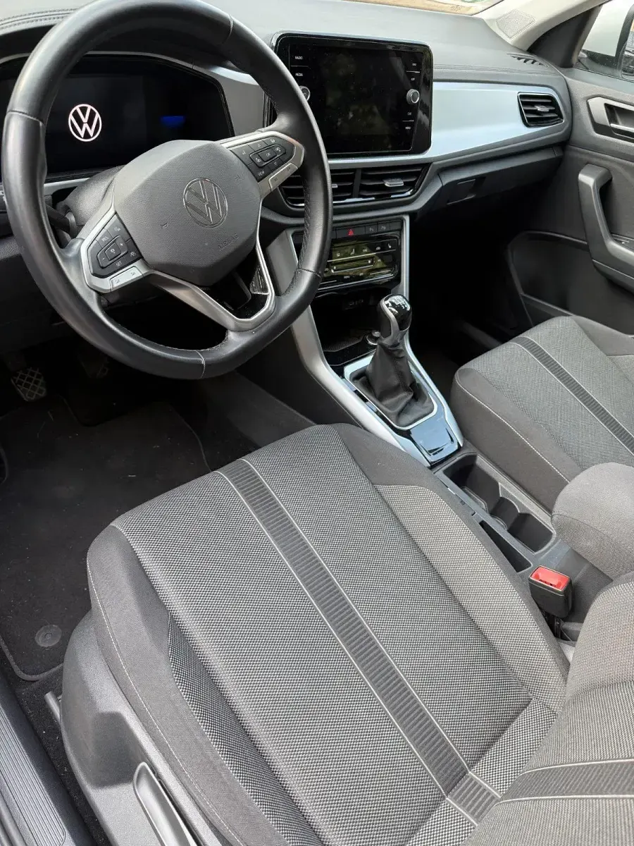 Gebraucht VW T-Roc Life 110 PS (80 kW) 2023 Weiß SUV