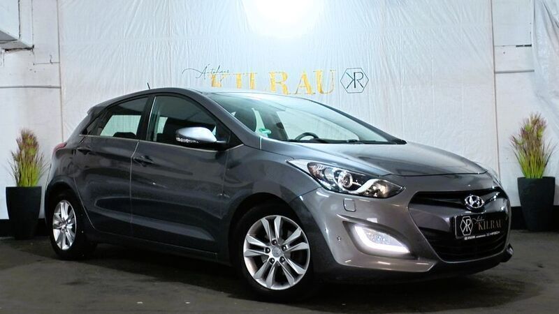 Gebraucht Hyundai i30 110 PS (80 kW) 2012 Grau Limousine