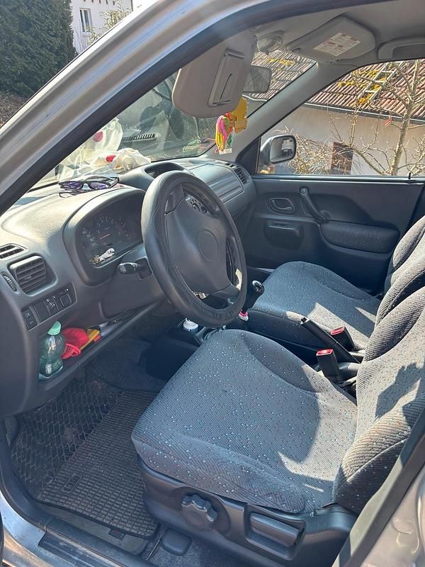 Gebraucht Suzuki Ignis 83 PS (61 kW) 2002 Kleinwagen