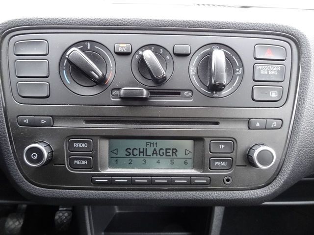 Gebraucht Skoda Citigo Active 60 PS (44 kW) 2013 Weiß Kleinwagen