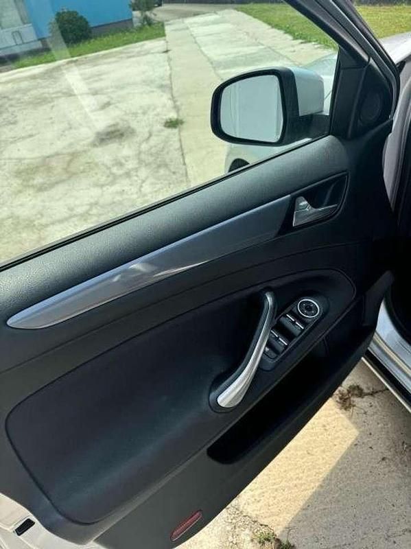 Gebraucht Ford Mondeo Titanium 116 PS (85 kW) 2012 Limousine